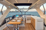 Prestige 690 Flybridge